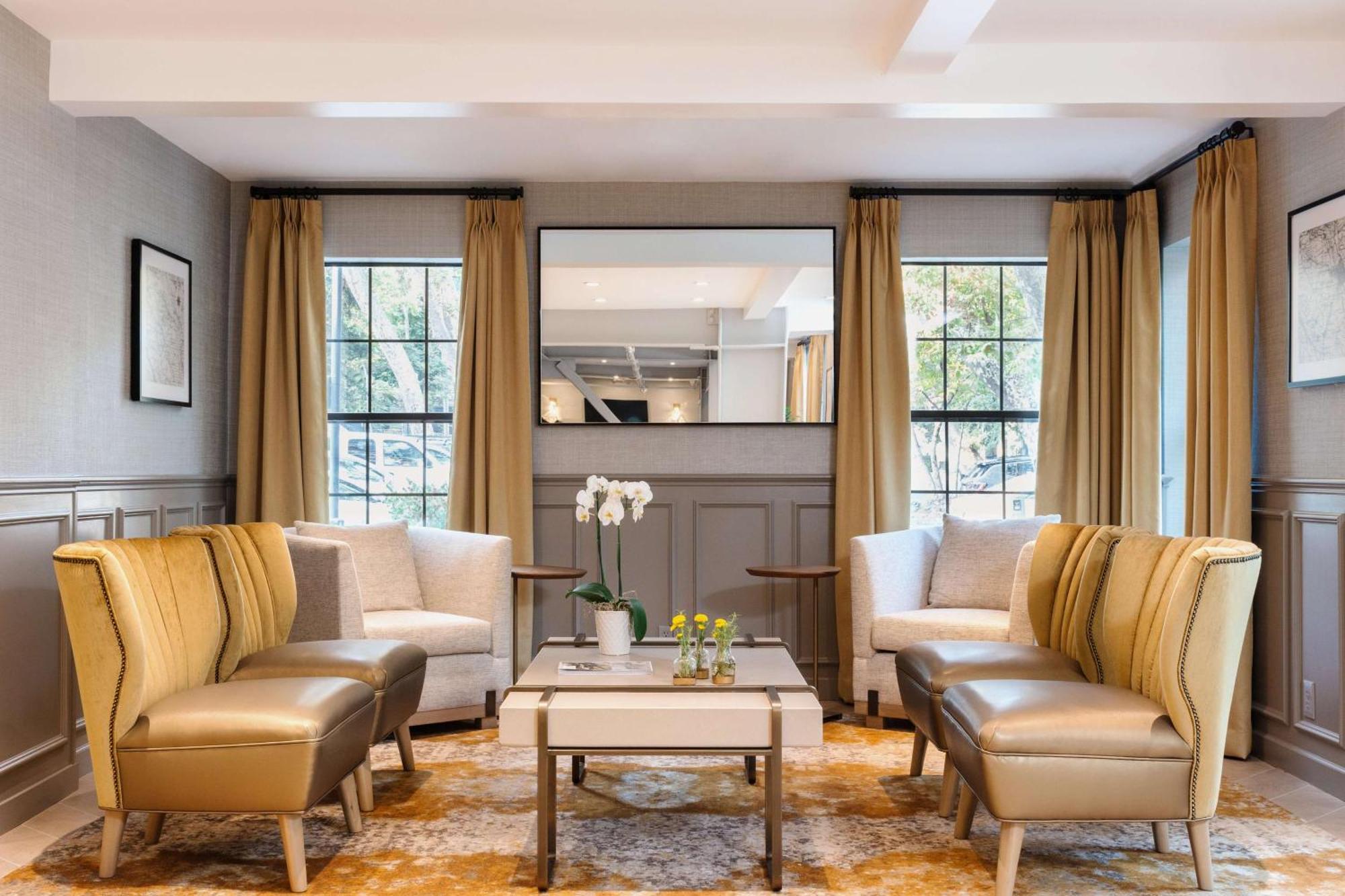 The Inn At Saratoga, Tapestry Collection By Hilton Exterior photo