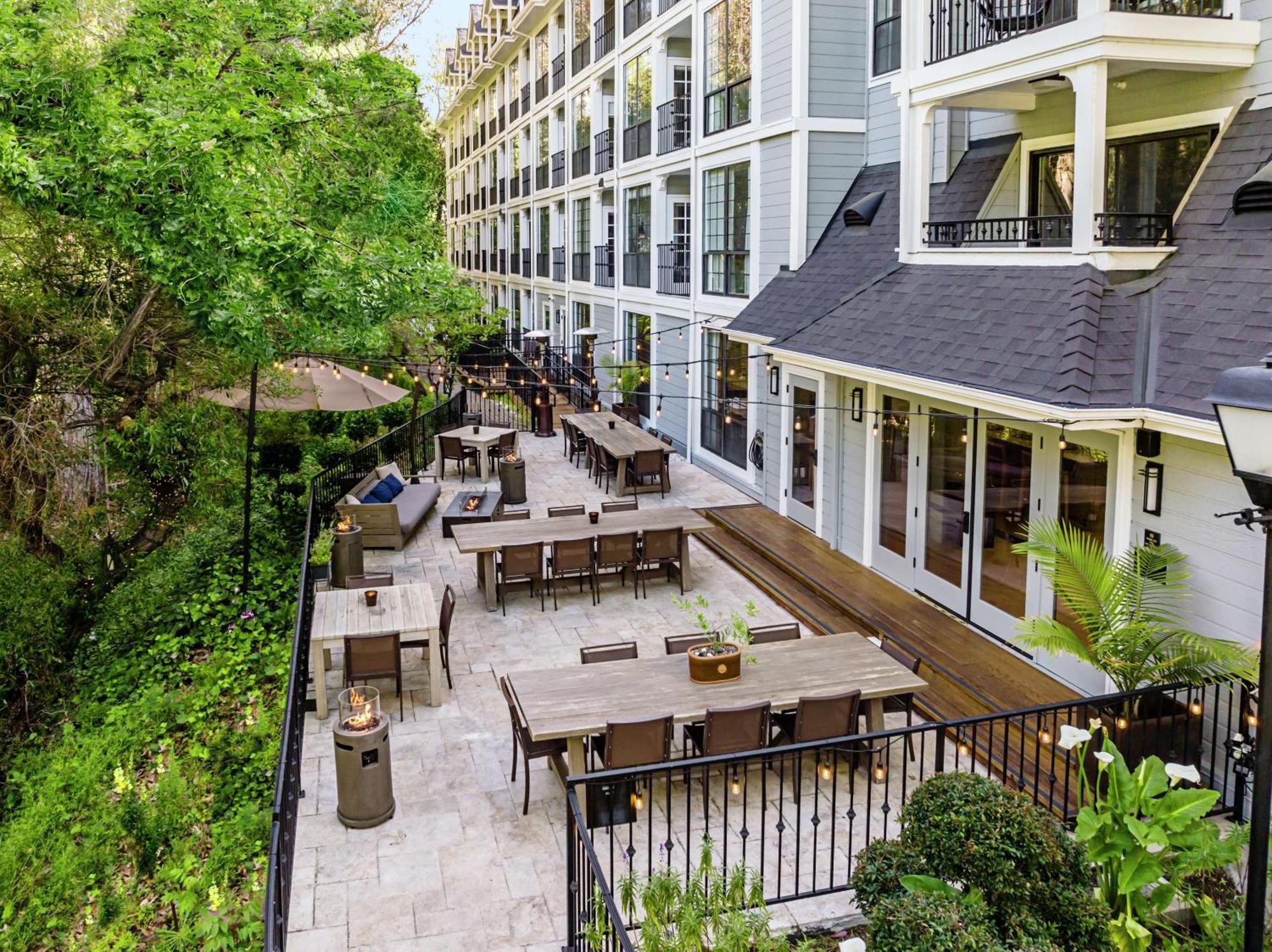 The Inn At Saratoga, Tapestry Collection By Hilton Exterior photo